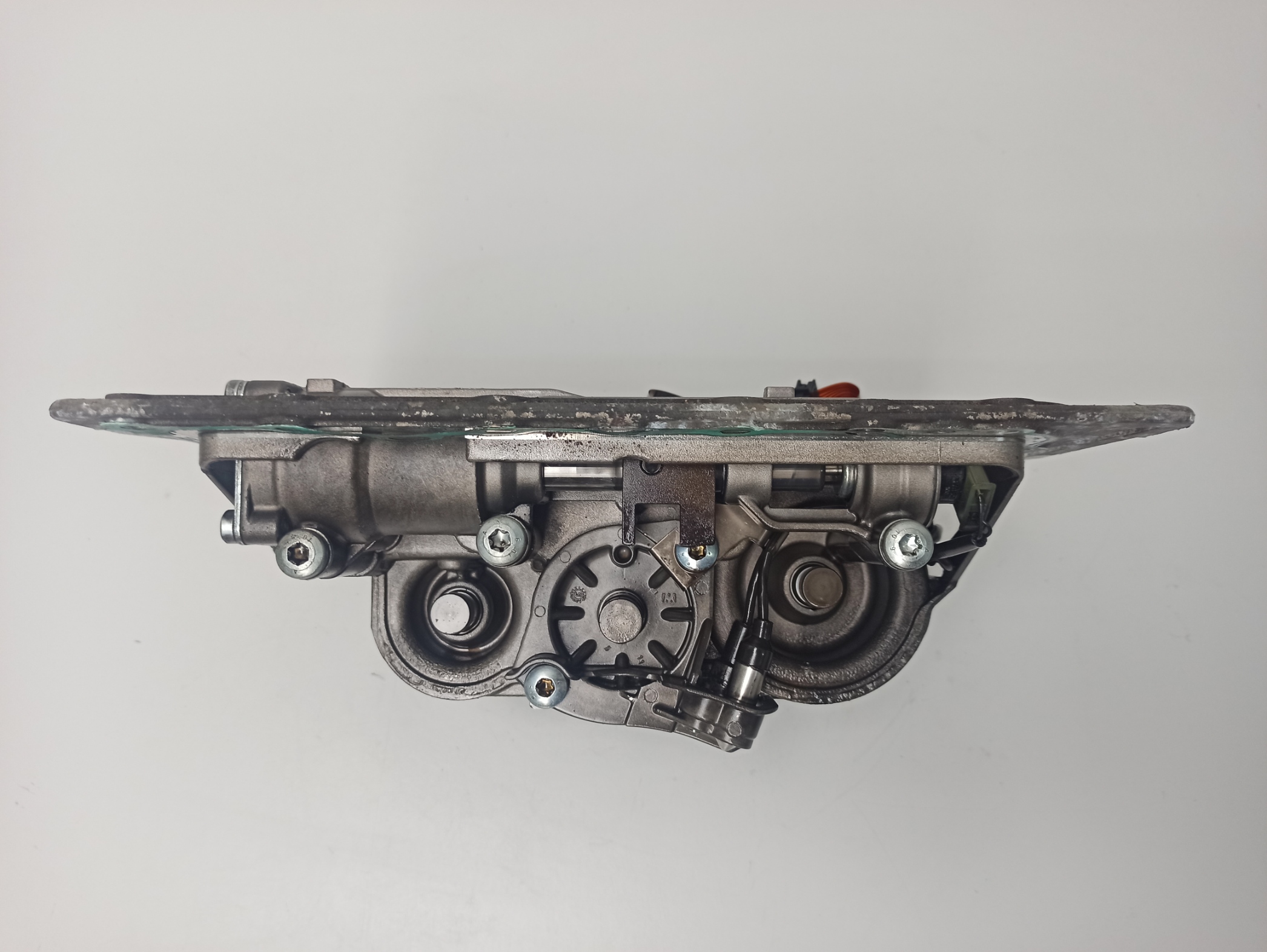 ZF297018U-02