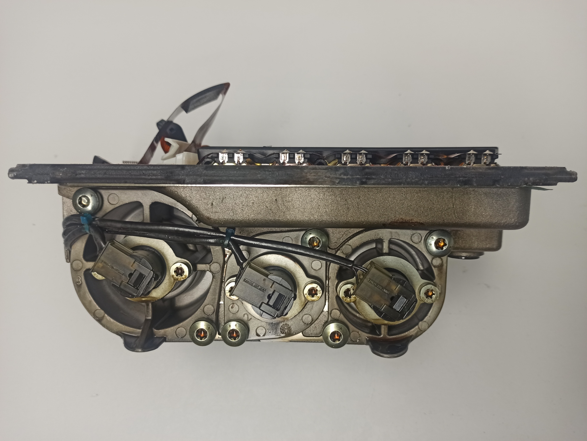 ZF274088U-03