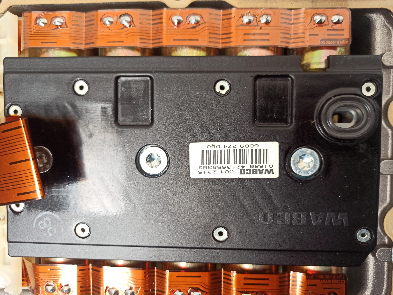 ZF274088U-01