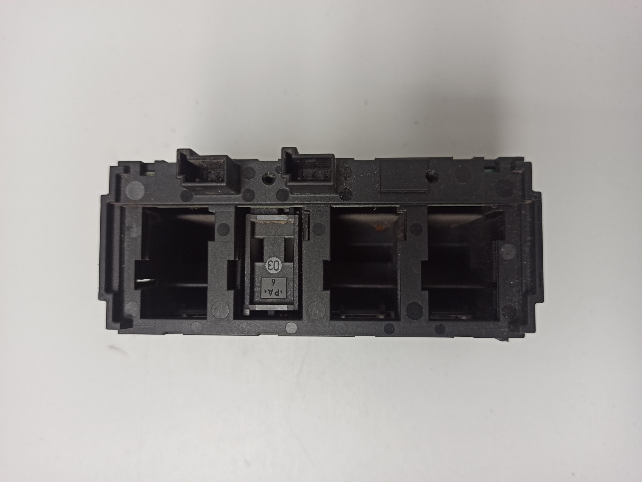 MR400046U-04