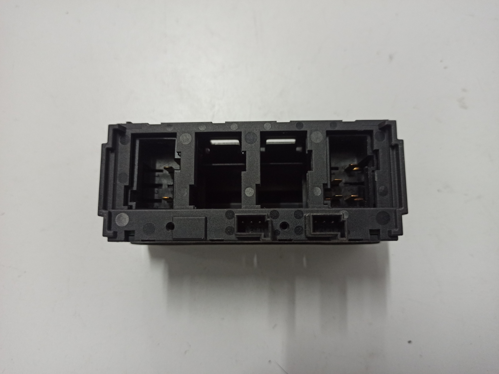 MR400246U-02