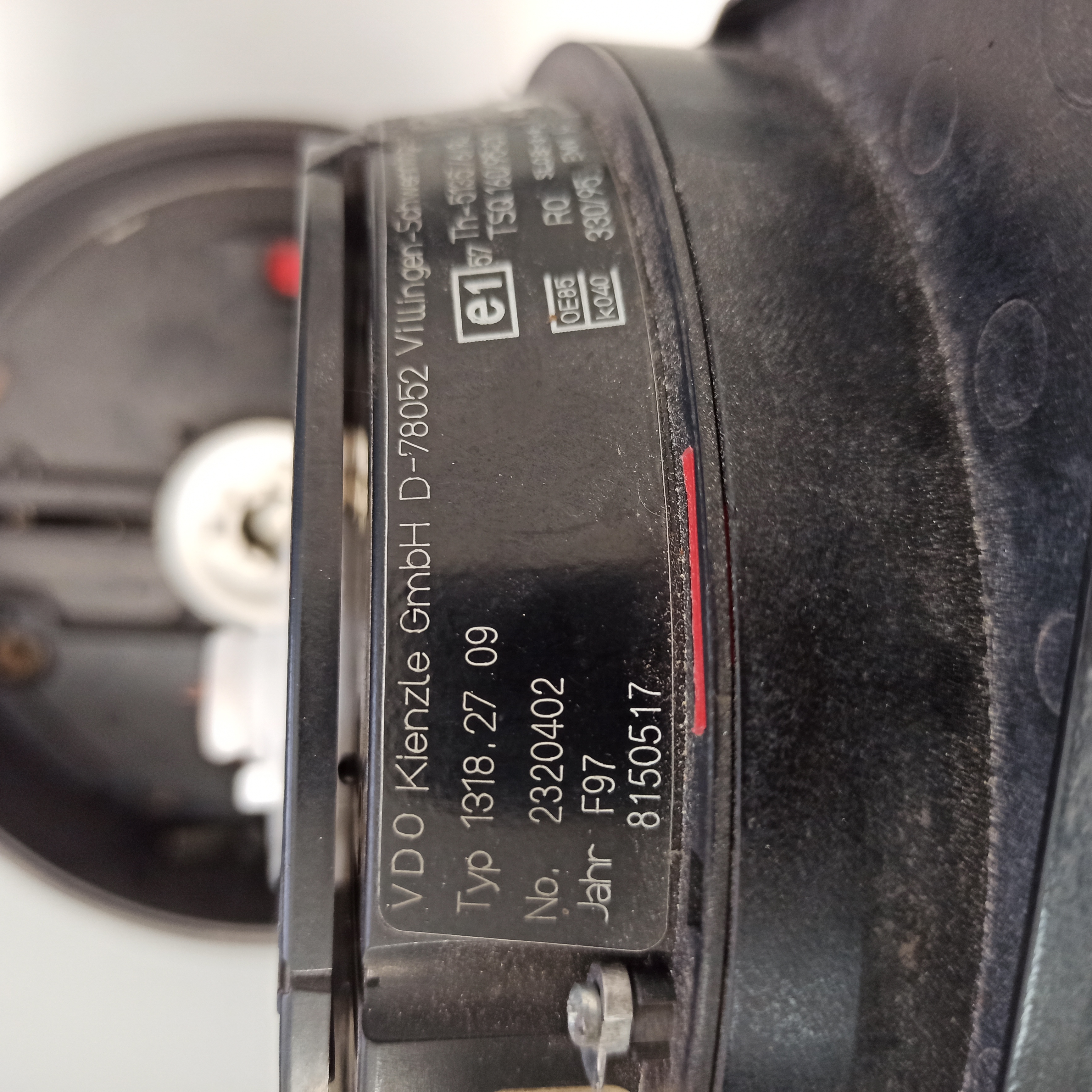 VL150517-01